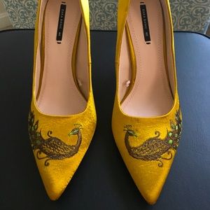 NWOT Zara Peacock Heels